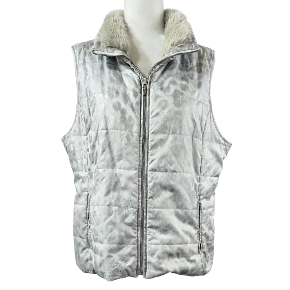 Chico's Silver Animal Print Metallic Faux Fur Collar Quilted Zip Vest Pockets